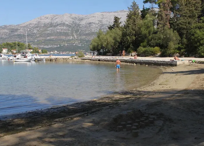 公寓 With Parking Space - 12385 *